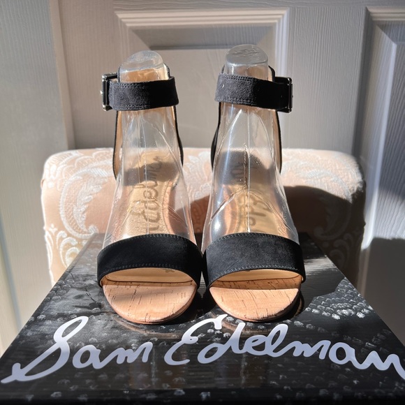 Sam Edelman Willow Wedge Sandals—black suede size 6 - Picture 2 of 4